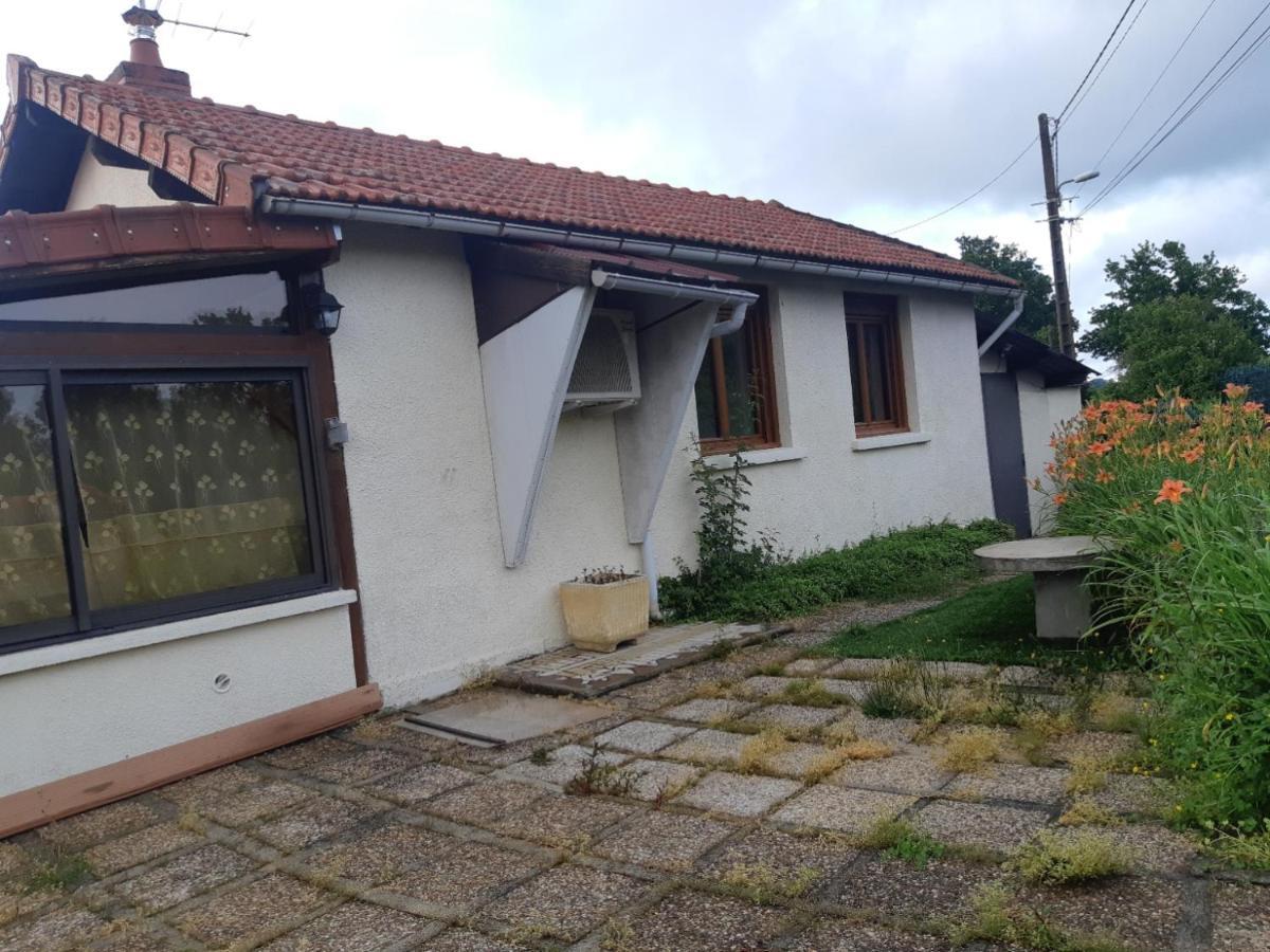 Flayat Maison A La Campagne Avec Piscine מראה חיצוני תמונה