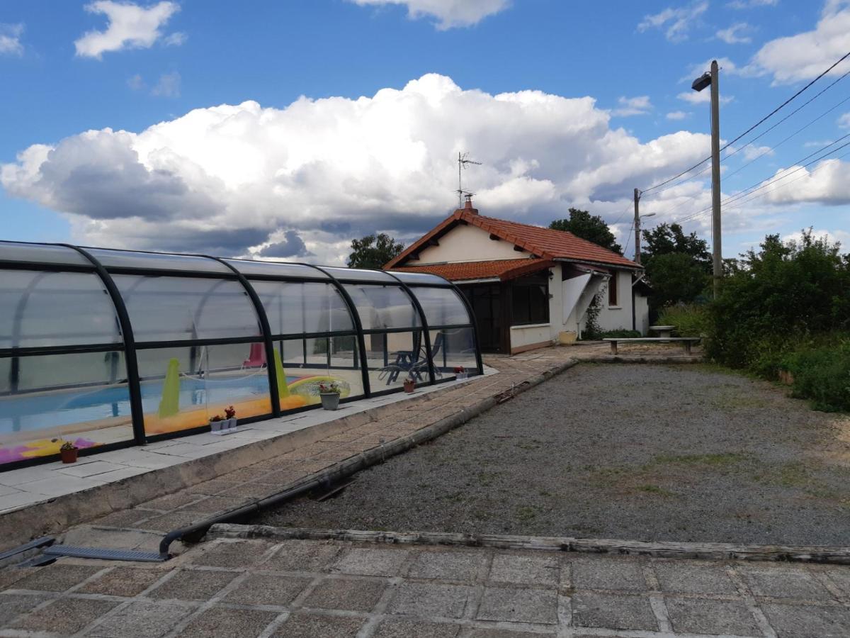 Flayat Maison A La Campagne Avec Piscine מראה חיצוני תמונה